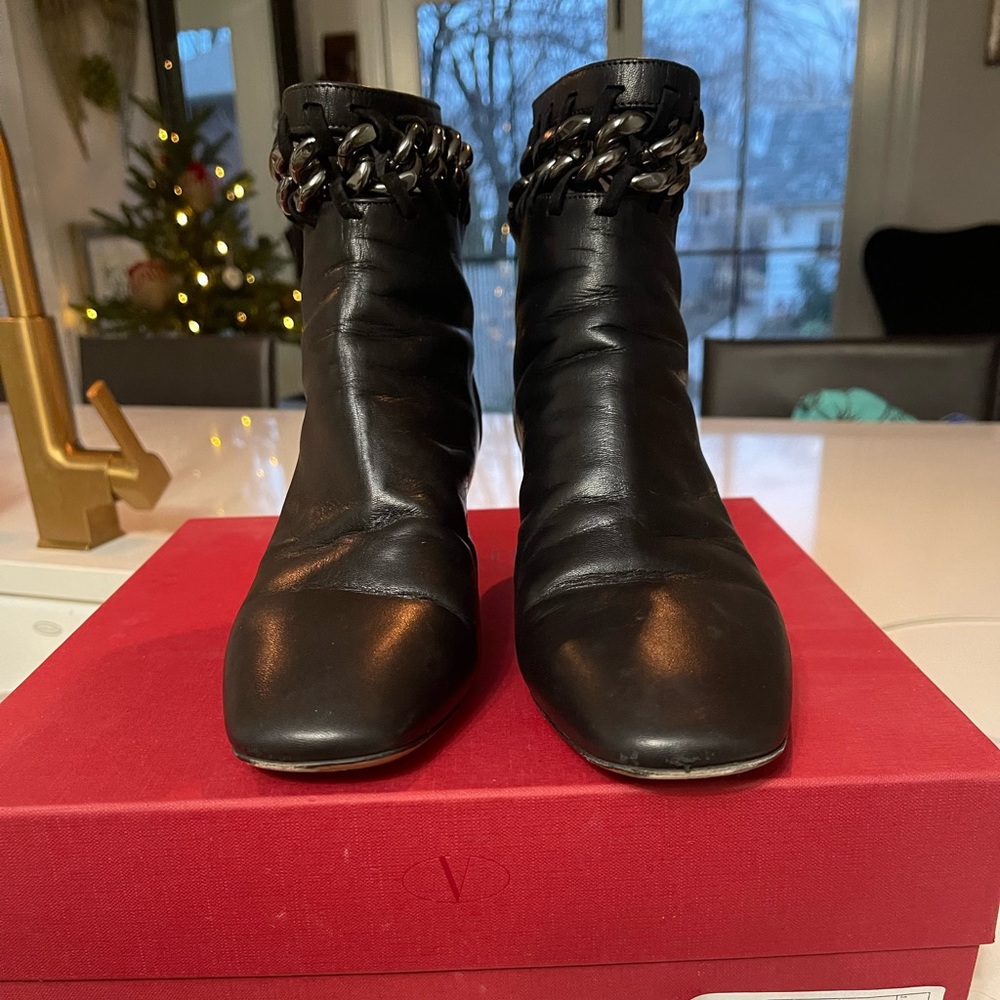 Valentino beautiful booties.  Chain ankle. So comfortable. You will love them